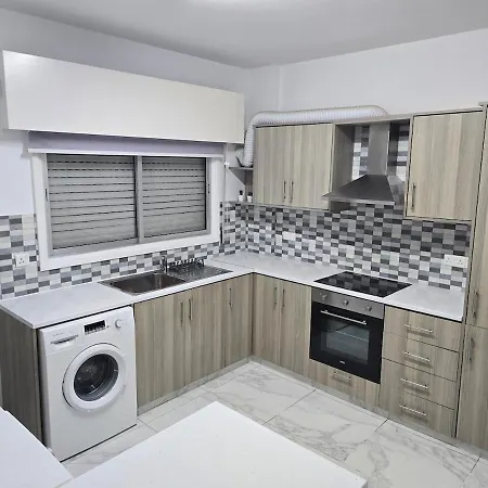 Apartment Project 99 - Breakbooking Cy Limassol